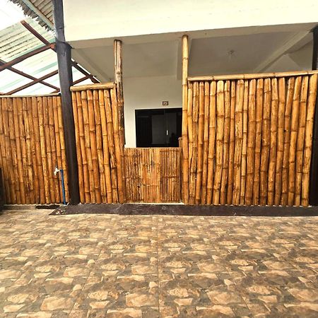 Big Bamboo Beach Resort Sipalay Luaran gambar